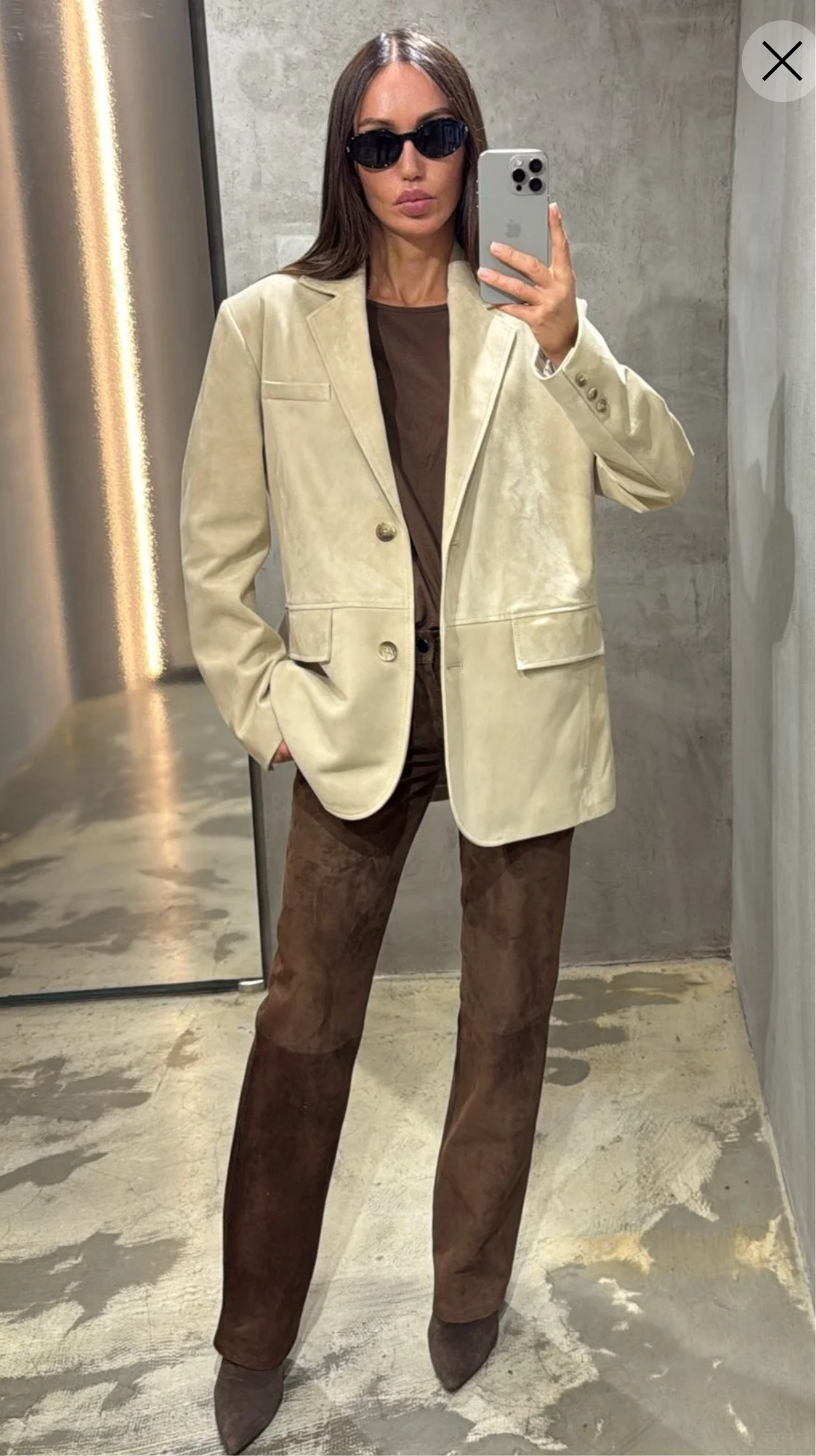 Soft suede classic blazer with buttons in ivory