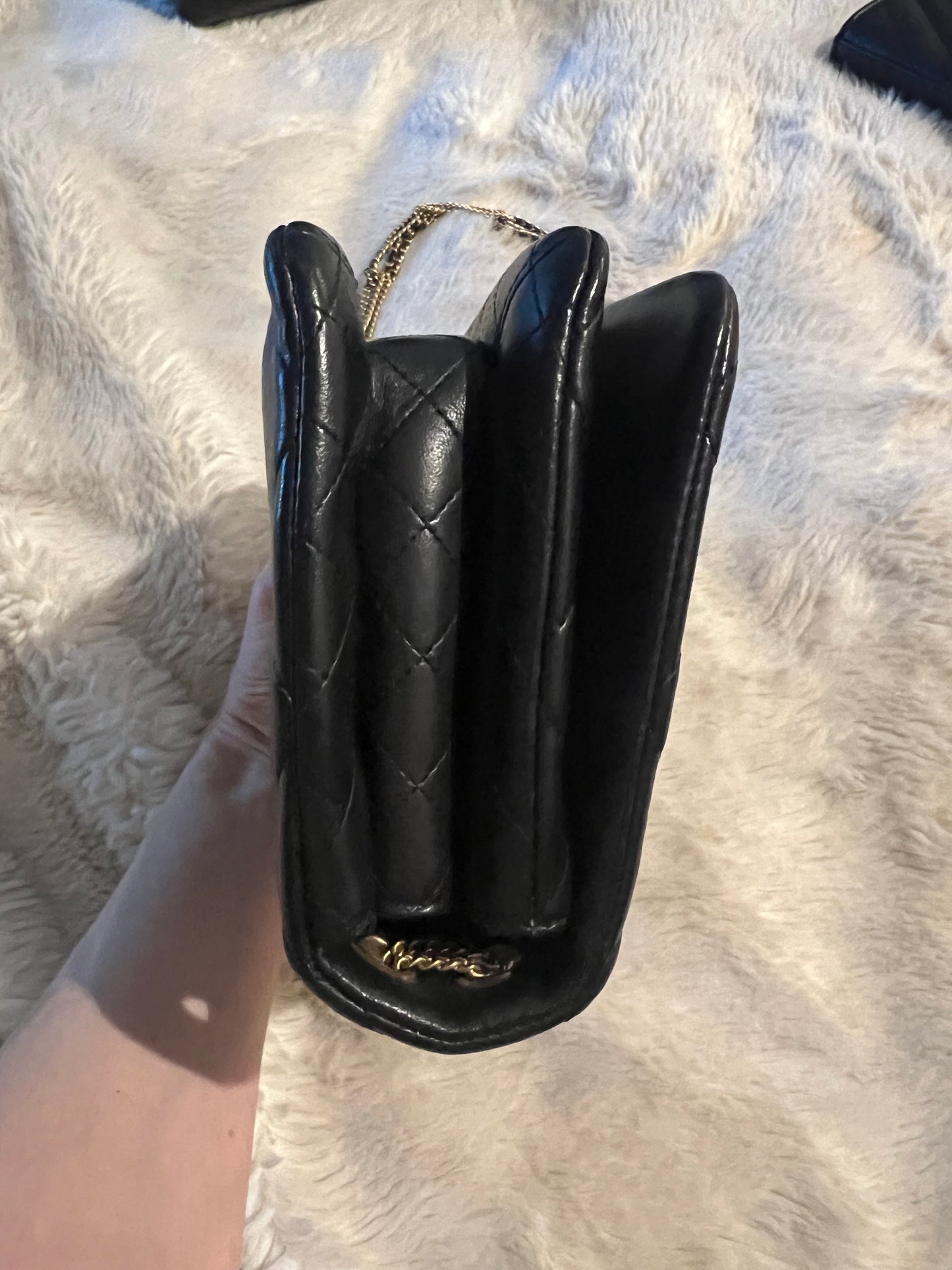 CHANEL shoulder chain bag