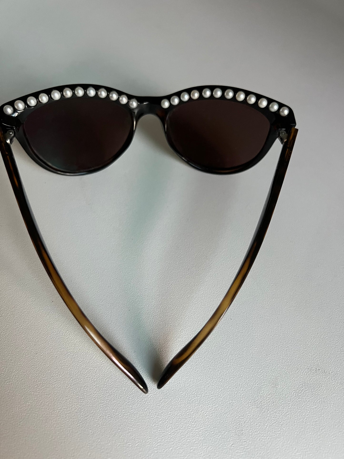 CHANEL Pearl sunglasses