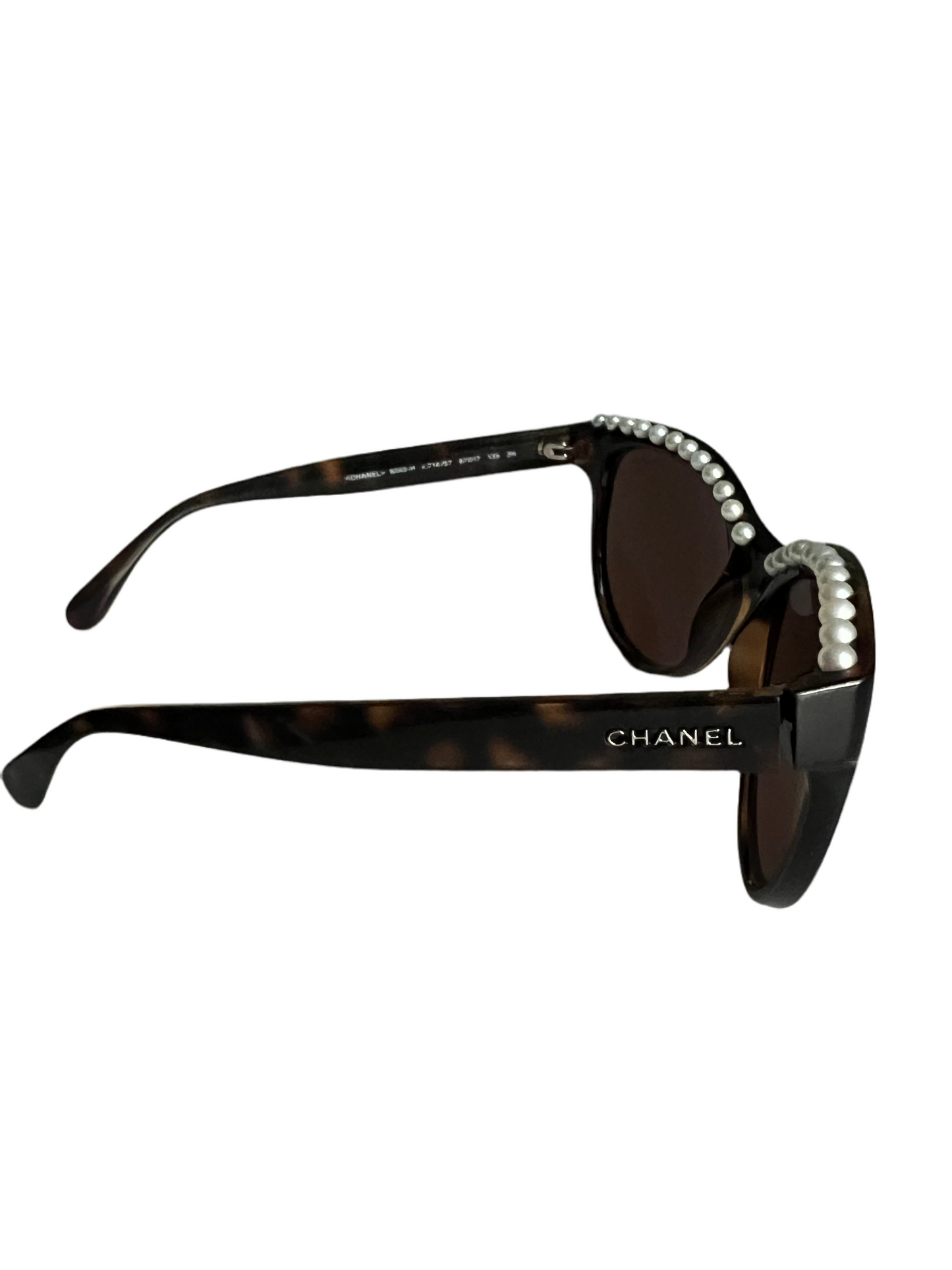 CHANEL Pearl sunglasses