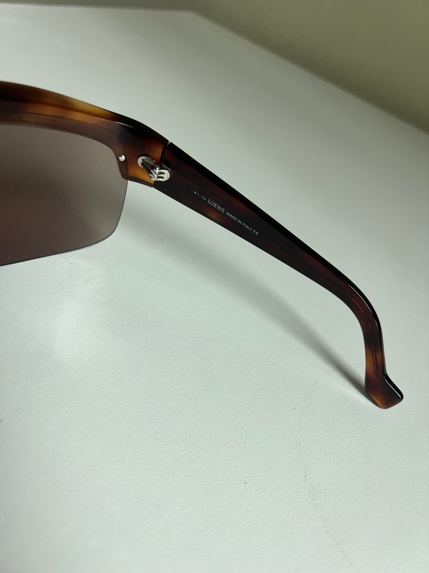 LOEWE sunglasses