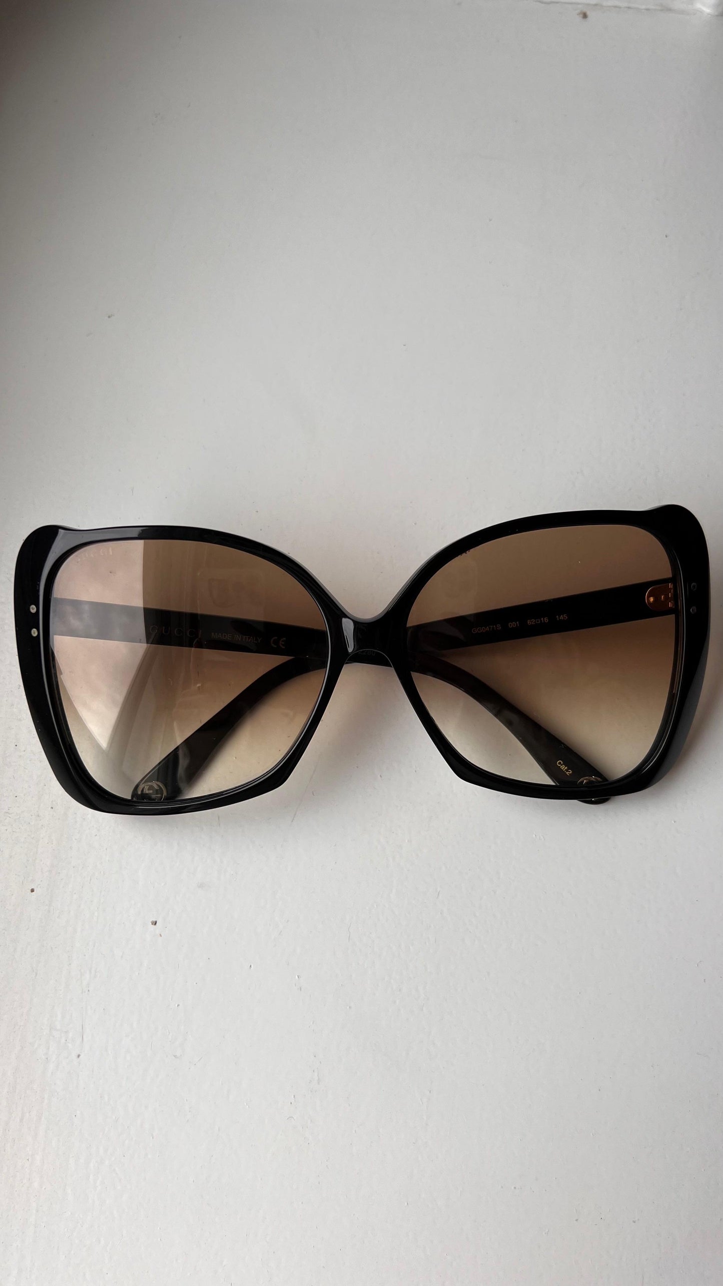 GUCCI sunglasses