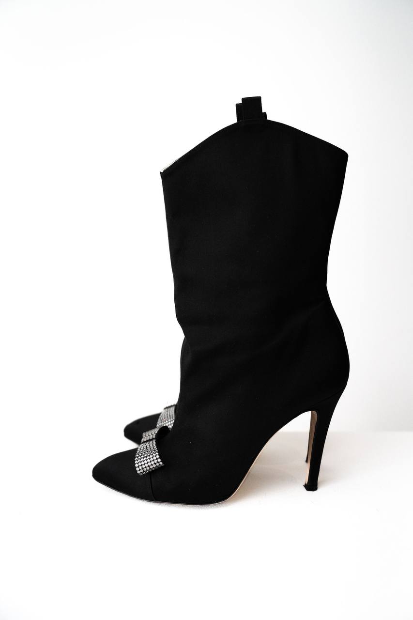 ALESSANDRA RICH                        satin boots with crystal bow